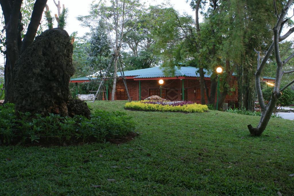 Khao Yai Garden Lodge Пак-Чонг Екстер'єр фото
