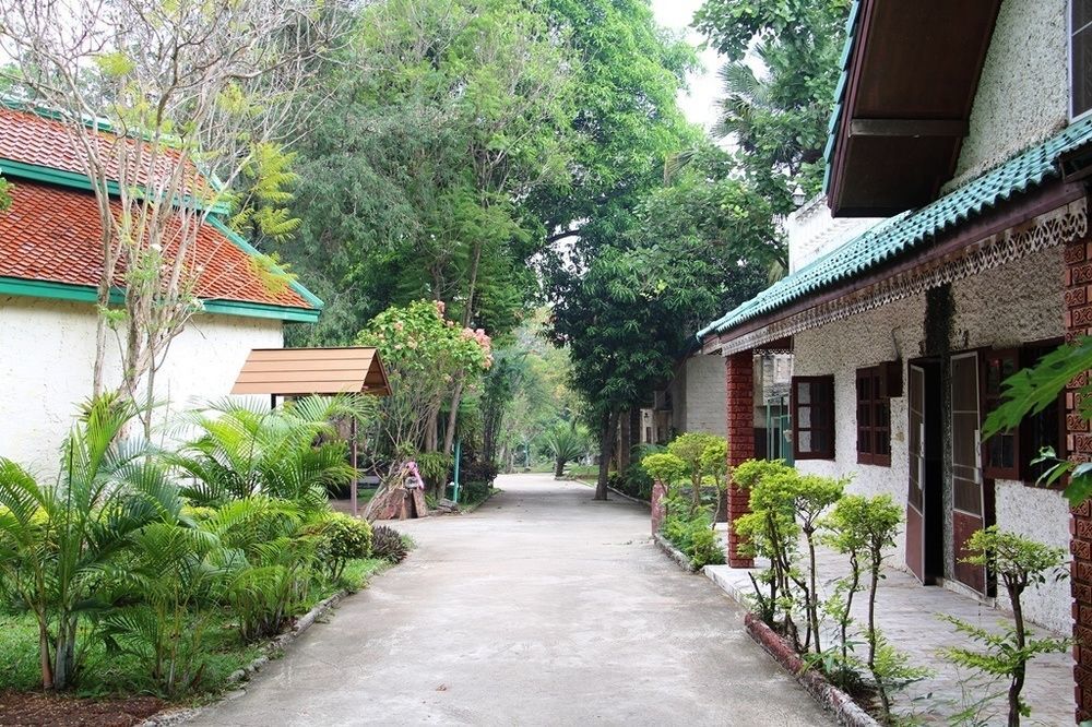 Khao Yai Garden Lodge Пак-Чонг Екстер'єр фото