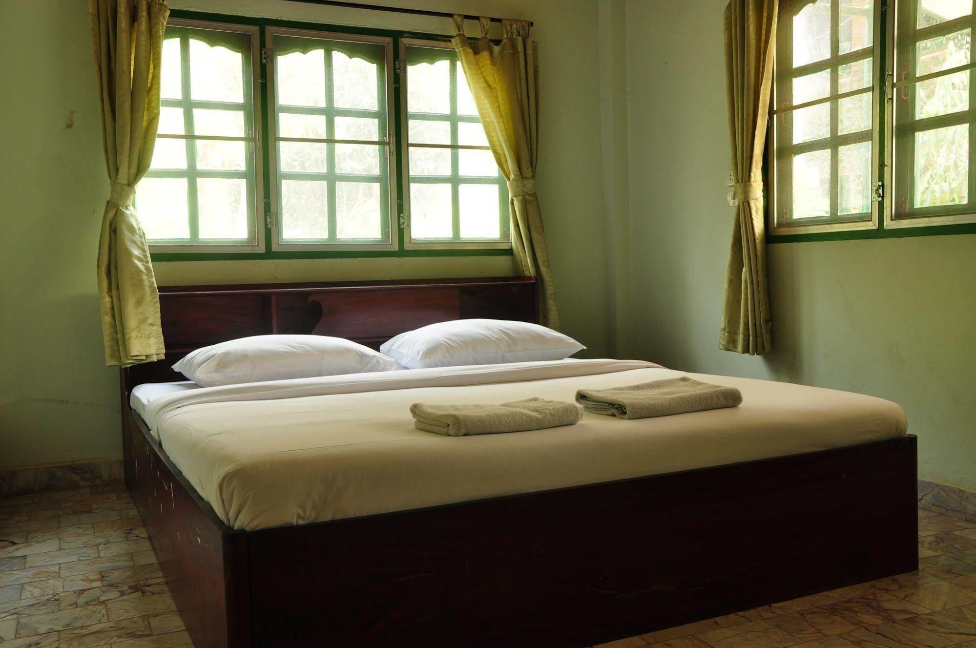 Khao Yai Garden Lodge Пак-Чонг Екстер'єр фото