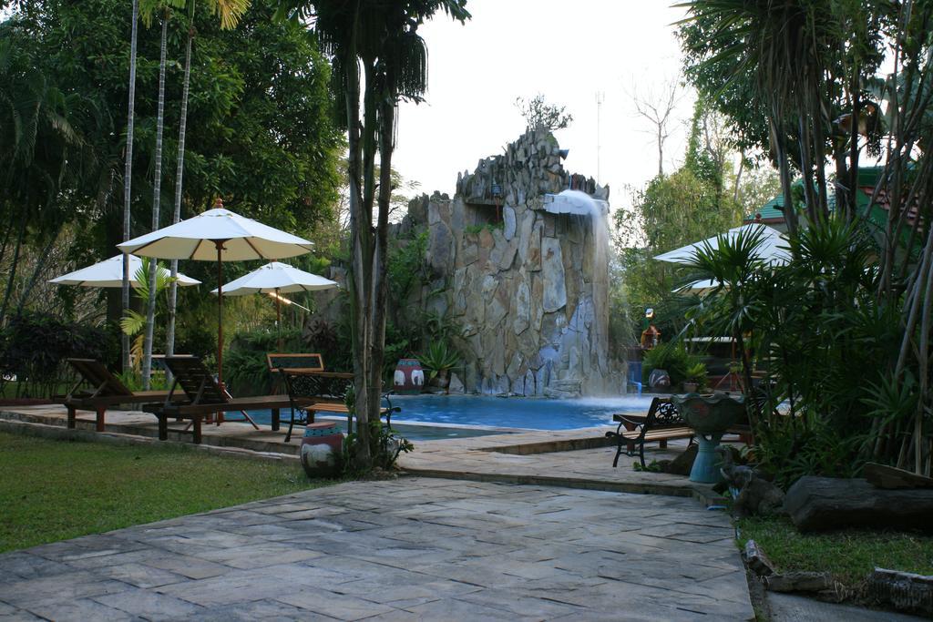 Khao Yai Garden Lodge Пак-Чонг Екстер'єр фото